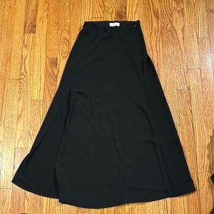 Aritzia Babaton slit skirt
